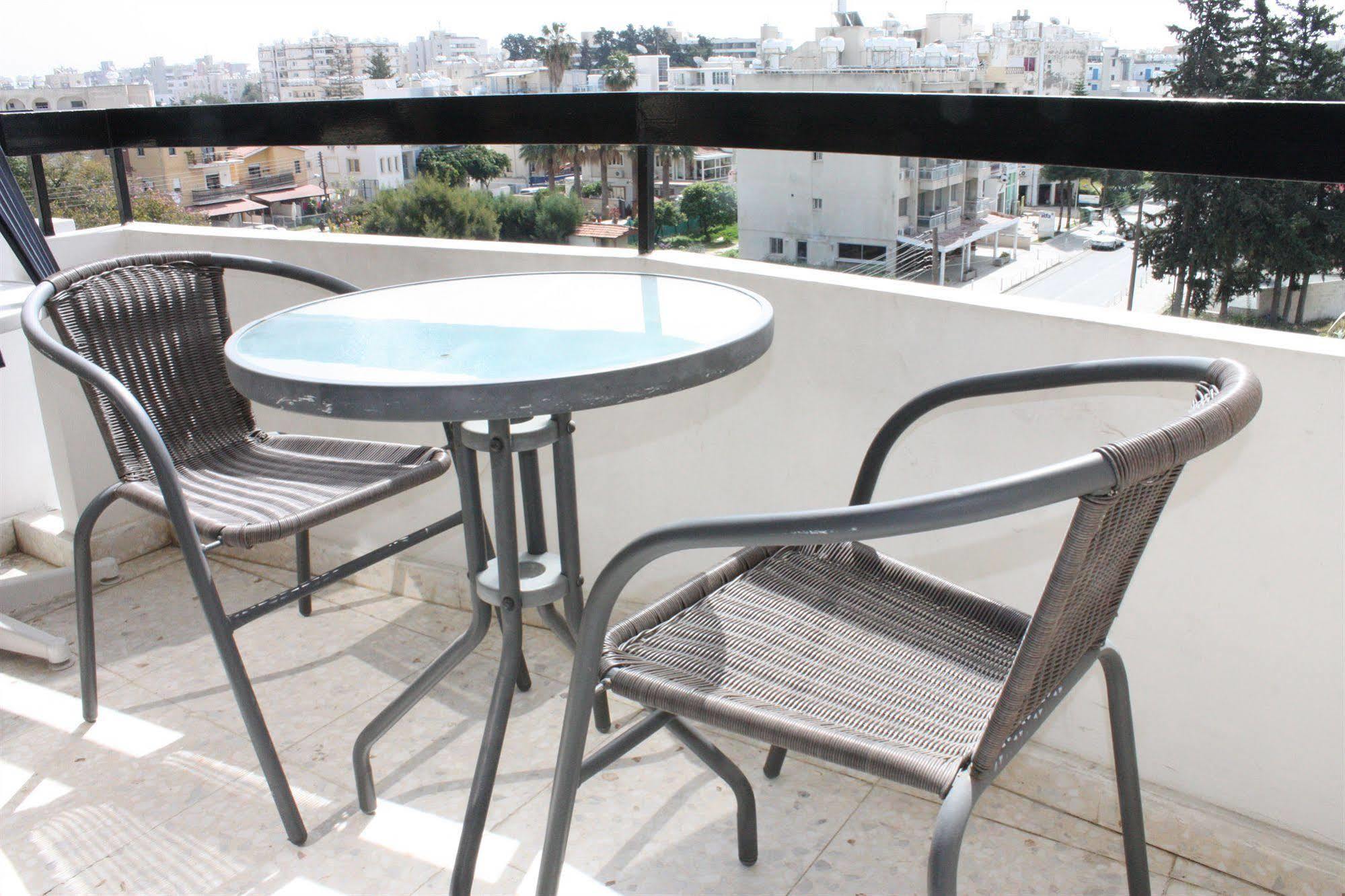 Tycoon Apartments Limassol Exterior photo