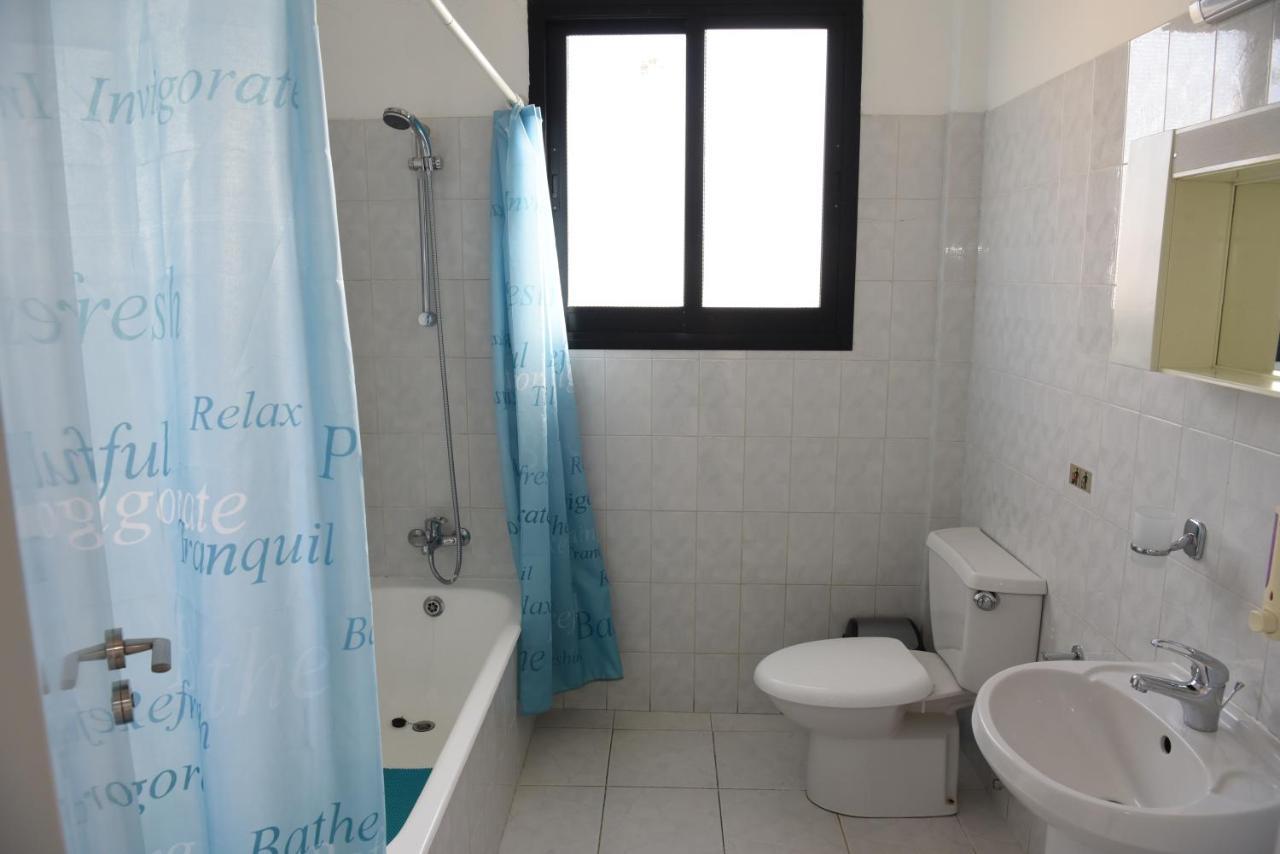 Tycoon Apartments Limassol Room photo
